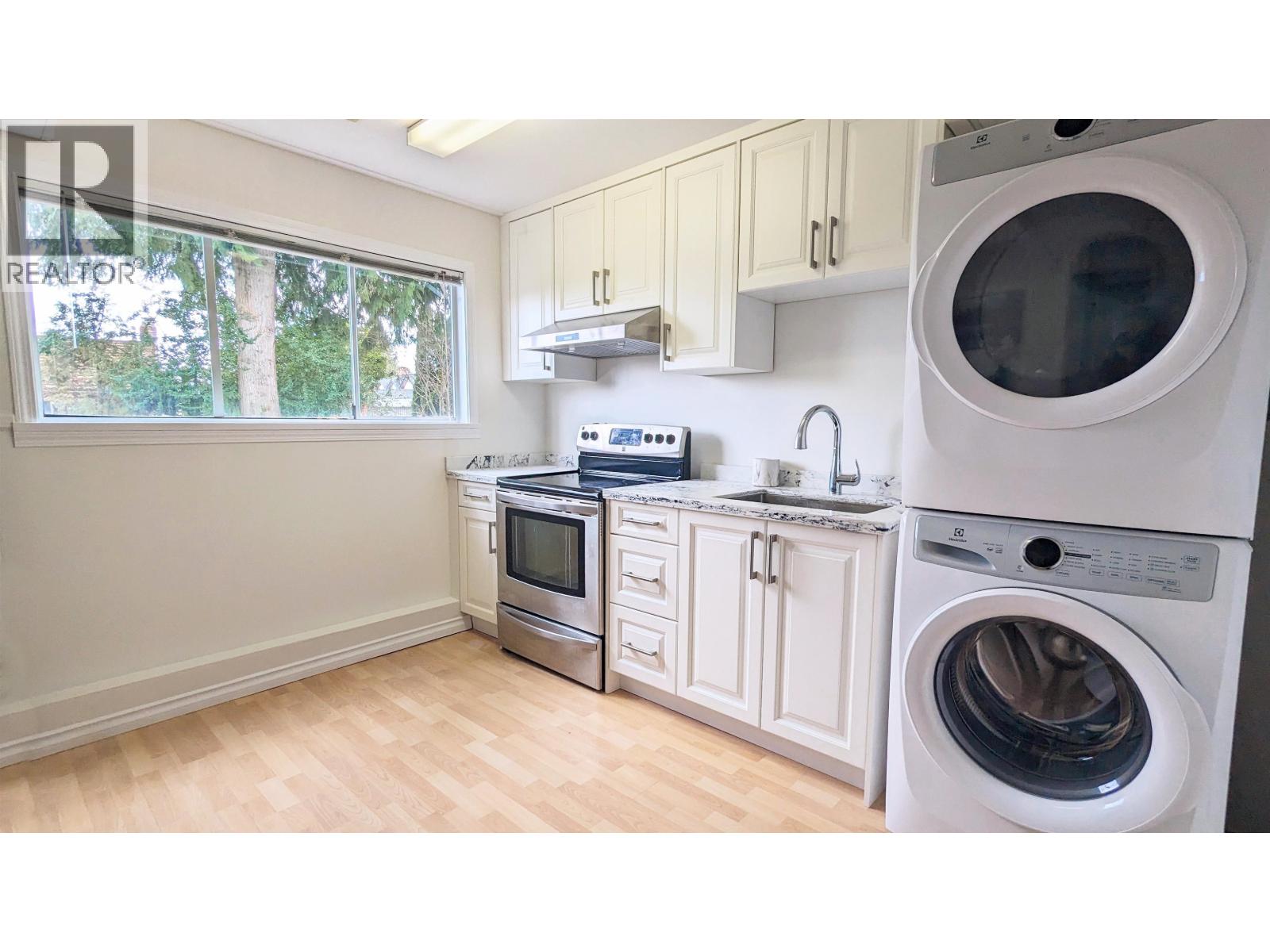 350 52a Street, Delta, British Columbia  V4M 2Z9 - Photo 10 - R3105937