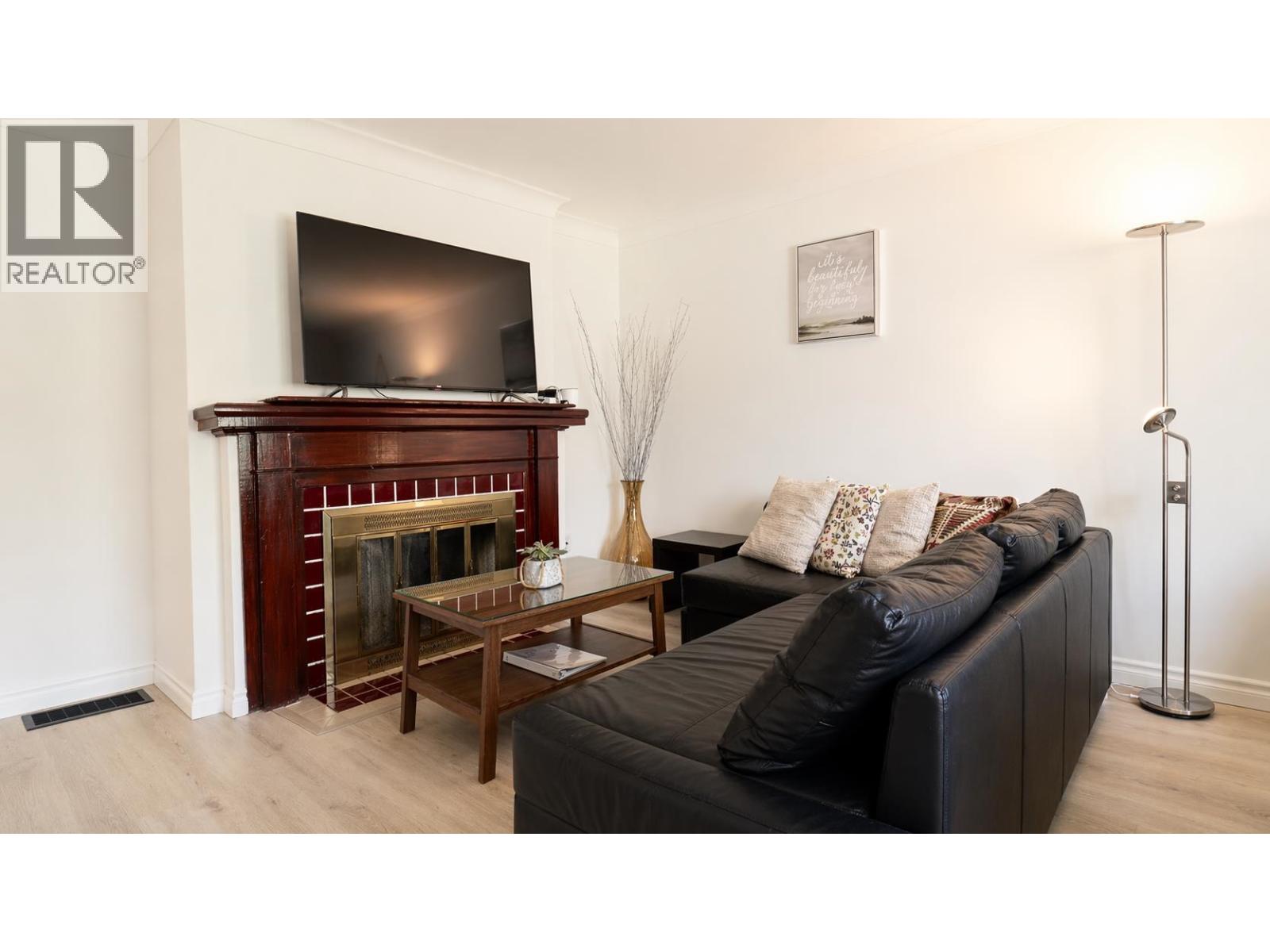 5231 Culloden Street, Vancouver, British Columbia  V5W 3R5 - Photo 4 - R3112987