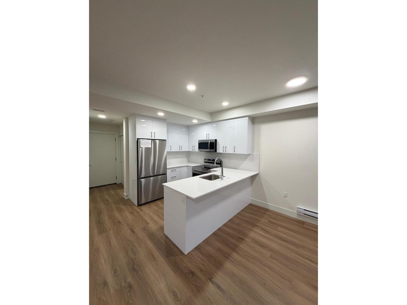 114 15739 Fraser Highway, Surrey, British Columbia  V4N 6Y4 - Photo 9 - R3104208