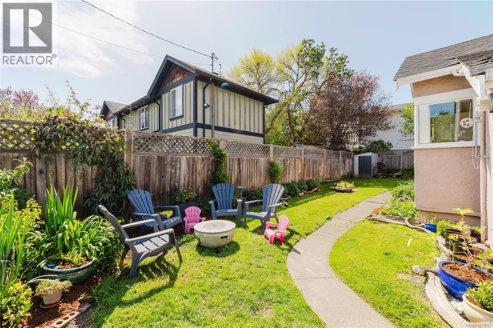 485 Marigold Rd, Saanich, British Columbia  V8Z 4R3 - Photo 26 - 1033057