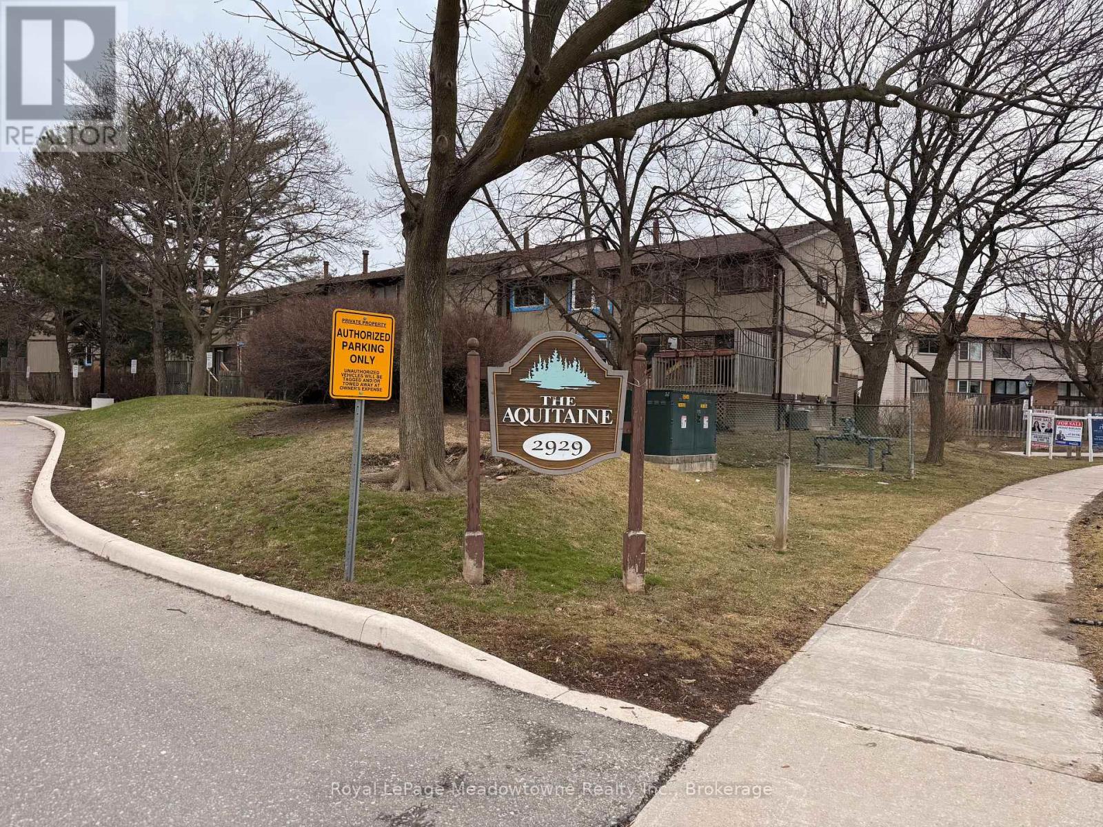 215 - 2929 Aquitaine Avenue, Mississauga, Ontario  L5N 2C7 - Photo 2 - W13071824
