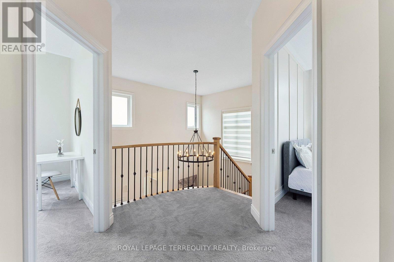 7 Ballanview Court, Whitchurch-Stouffville, Ontario  L4A 4W9 - Photo 24 - N13063912
