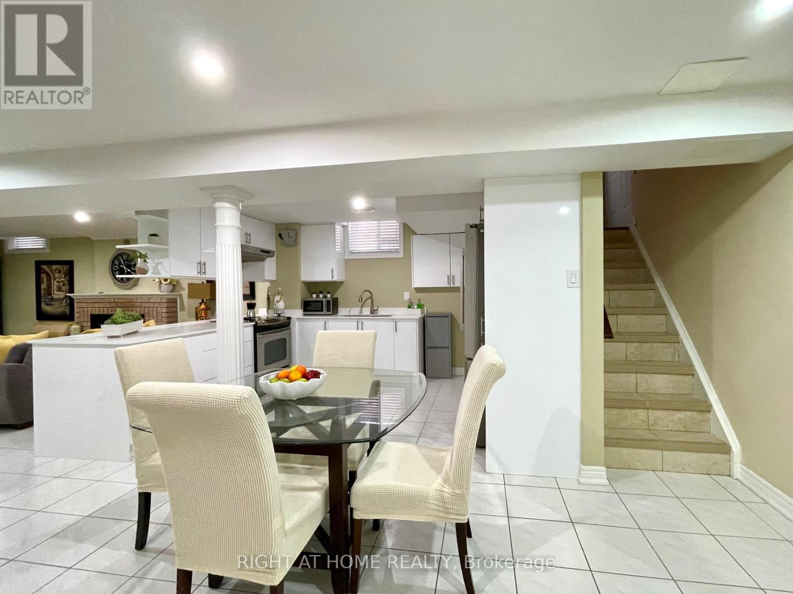 70 Bellona Street, Vaughan, Ontario  L4L 6R4 - Photo 7 - N12529364
