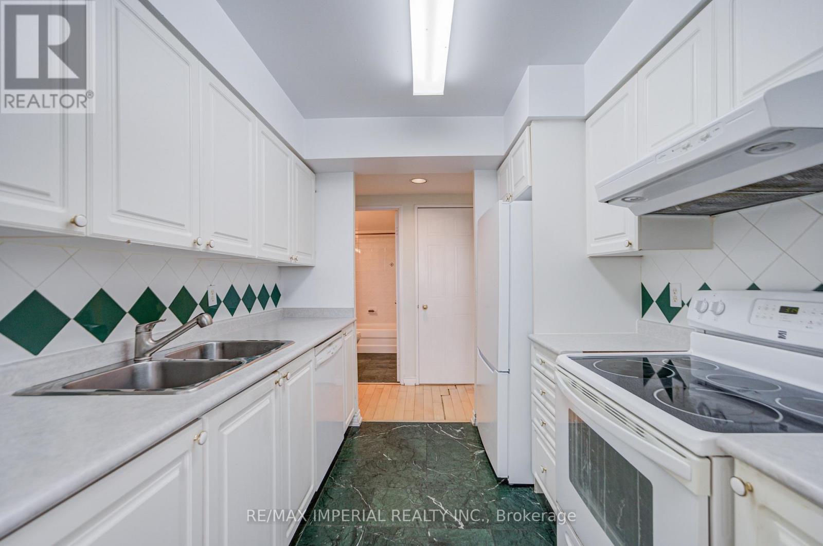 2302 - 238 Doris Avenue, Toronto, Ontario  M2N 6W1 - Photo 20 - C13072300