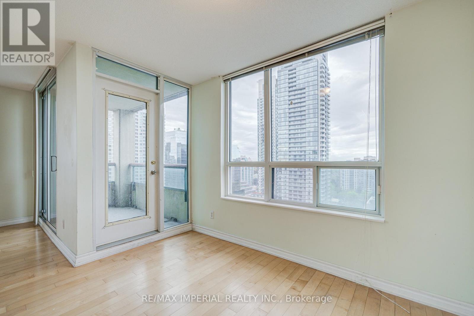 2302 - 238 Doris Avenue, Toronto, Ontario  M2N 6W1 - Photo 18 - C13072300