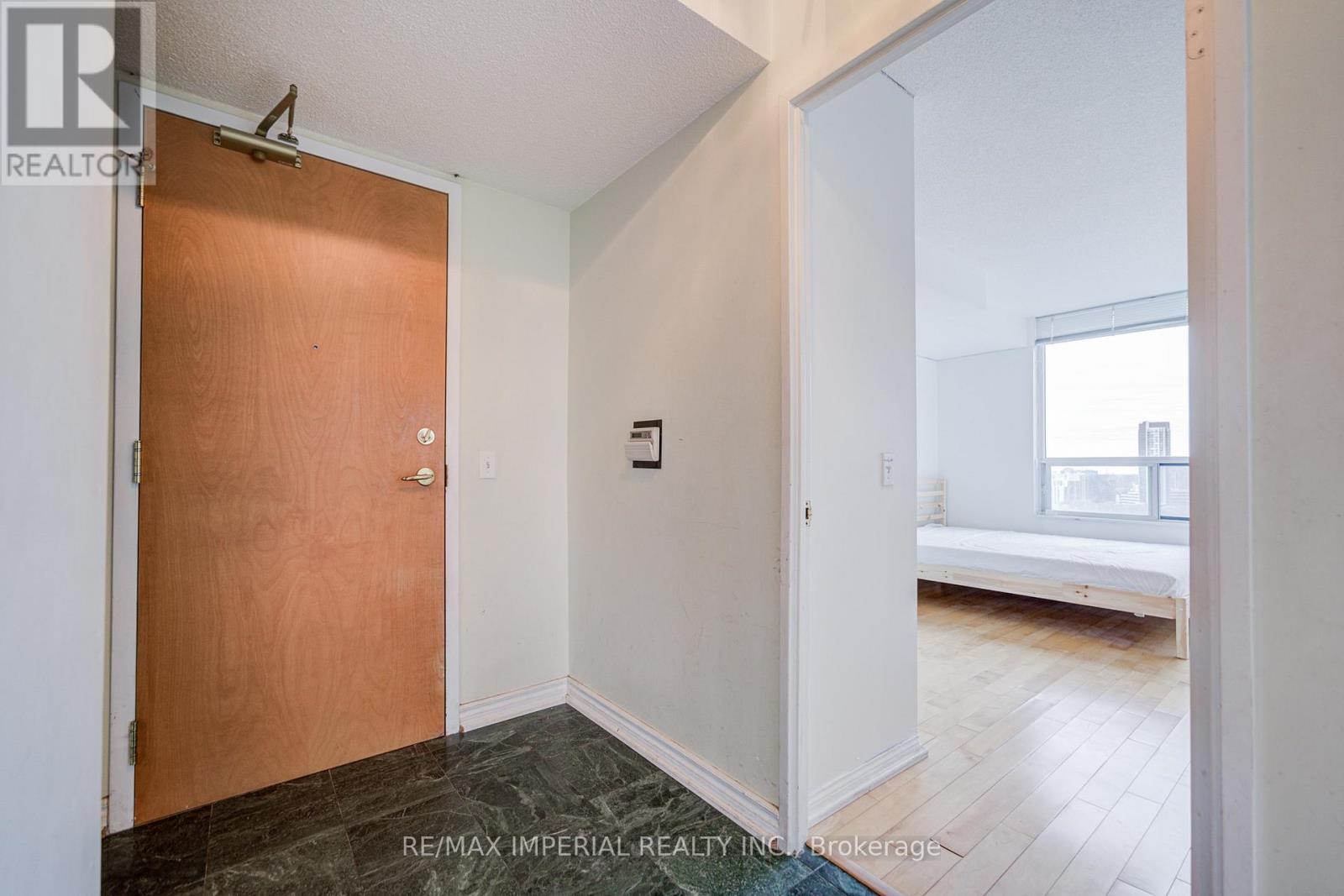 2302 - 238 Doris Avenue, Toronto, Ontario  M2N 6W1 - Photo 11 - C13072300