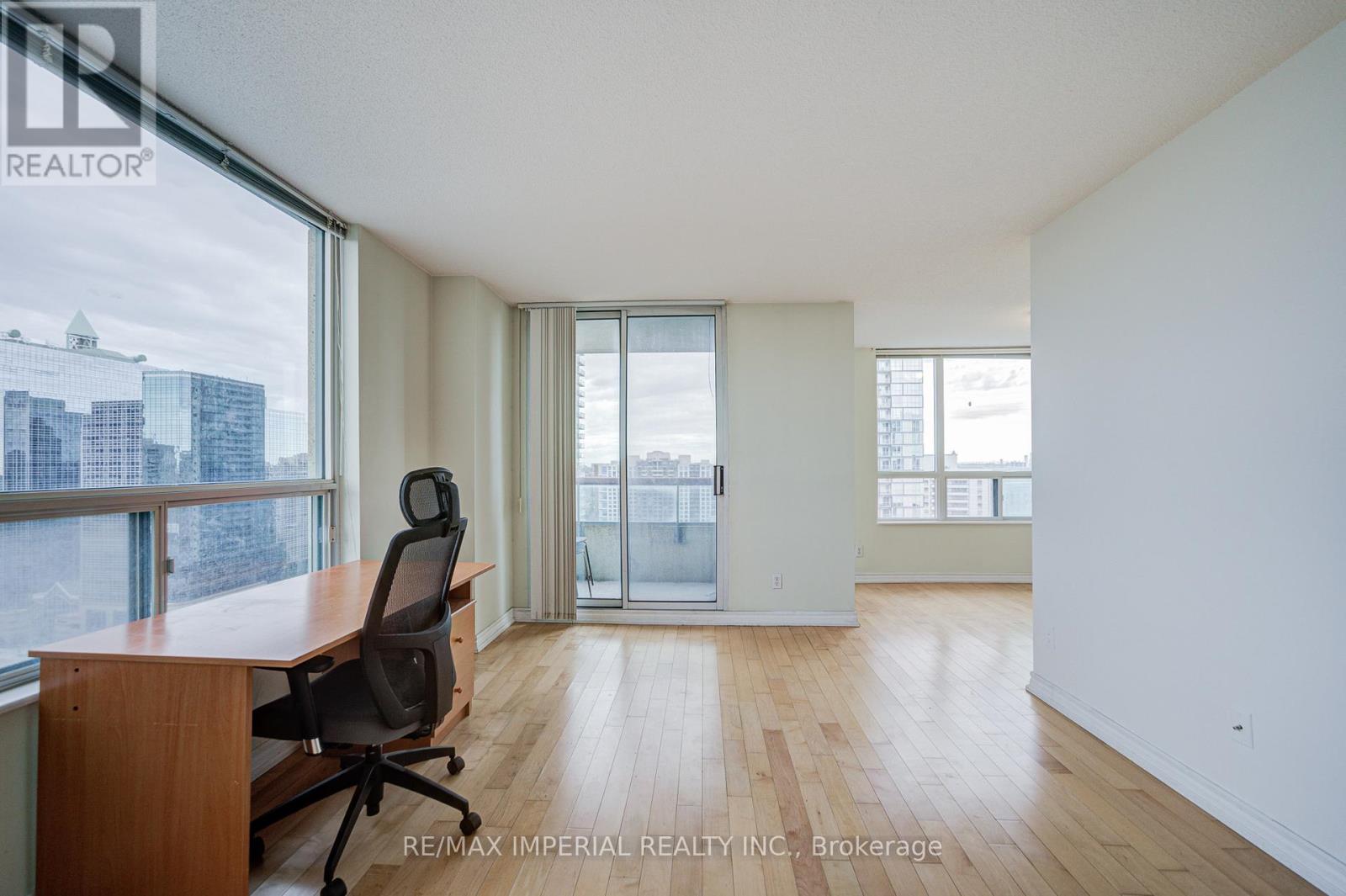 2302 - 238 Doris Avenue, Toronto, Ontario  M2N 6W1 - Photo 13 - C13072300