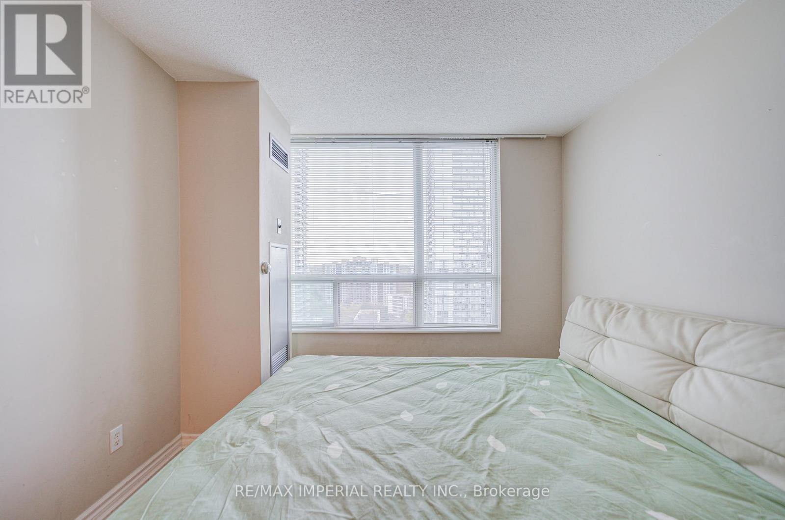 2302 - 238 Doris Avenue, Toronto, Ontario  M2N 6W1 - Photo 32 - C13072300