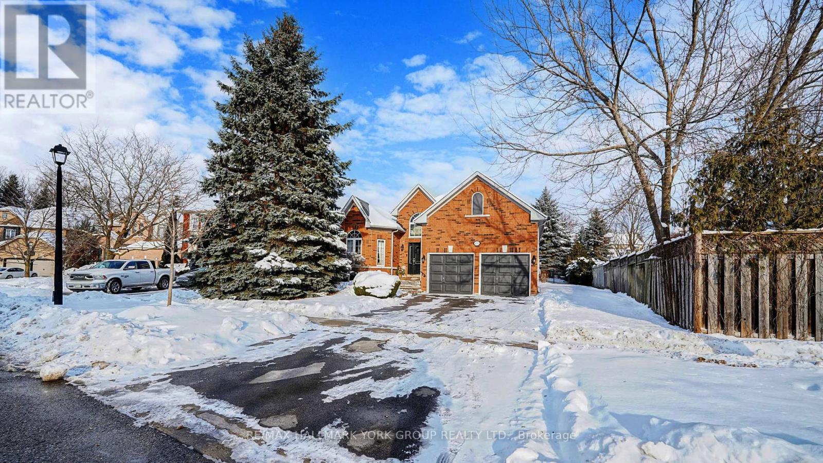 1035 NORTHERN PROSPECT CRESCENT, Newmarket, Ontario