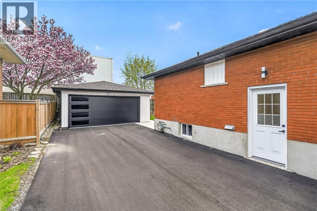 74 Victor Boulevard, Hamilton, Ontario  L9A 2V4 - Photo 39 - 40808647