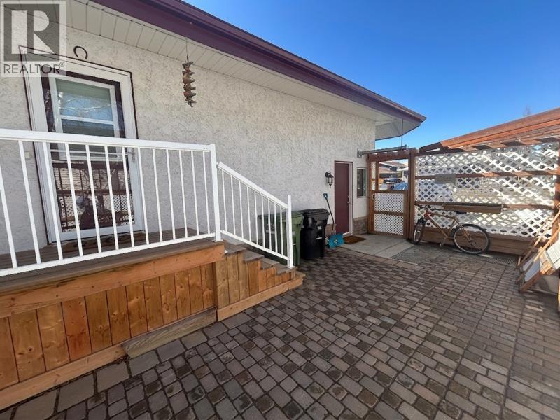 6210 53 Avenue, Camrose, Alberta  T4V 4H4 - Photo 3 - A2304576