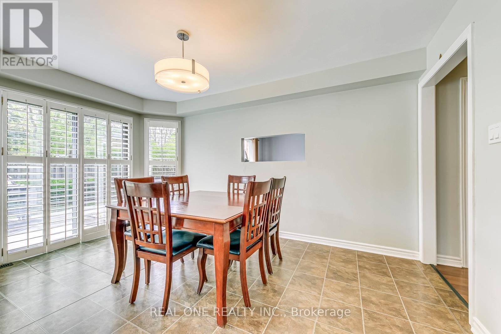 524 Blenheim Crescent, Oakville, Ontario  L6J 6P3 - Photo 13 - W13073560