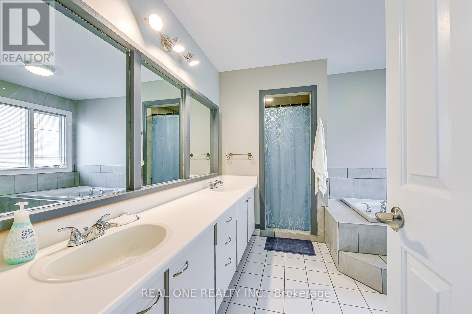 524 Blenheim Crescent, Oakville, Ontario  L6J 6P3 - Photo 30 - W13073560