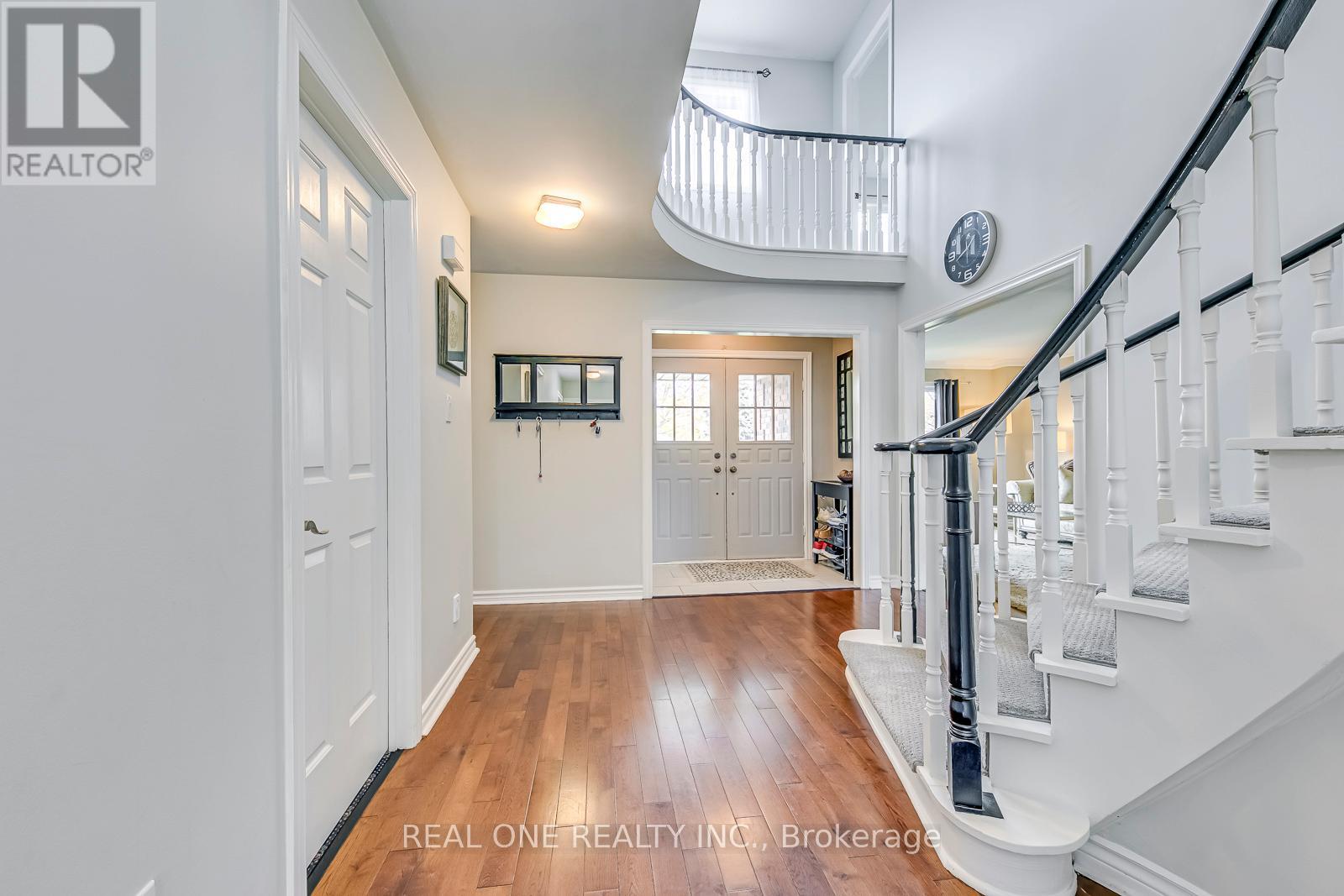 524 Blenheim Crescent, Oakville, Ontario  L6J 6P3 - Photo 4 - W13073560