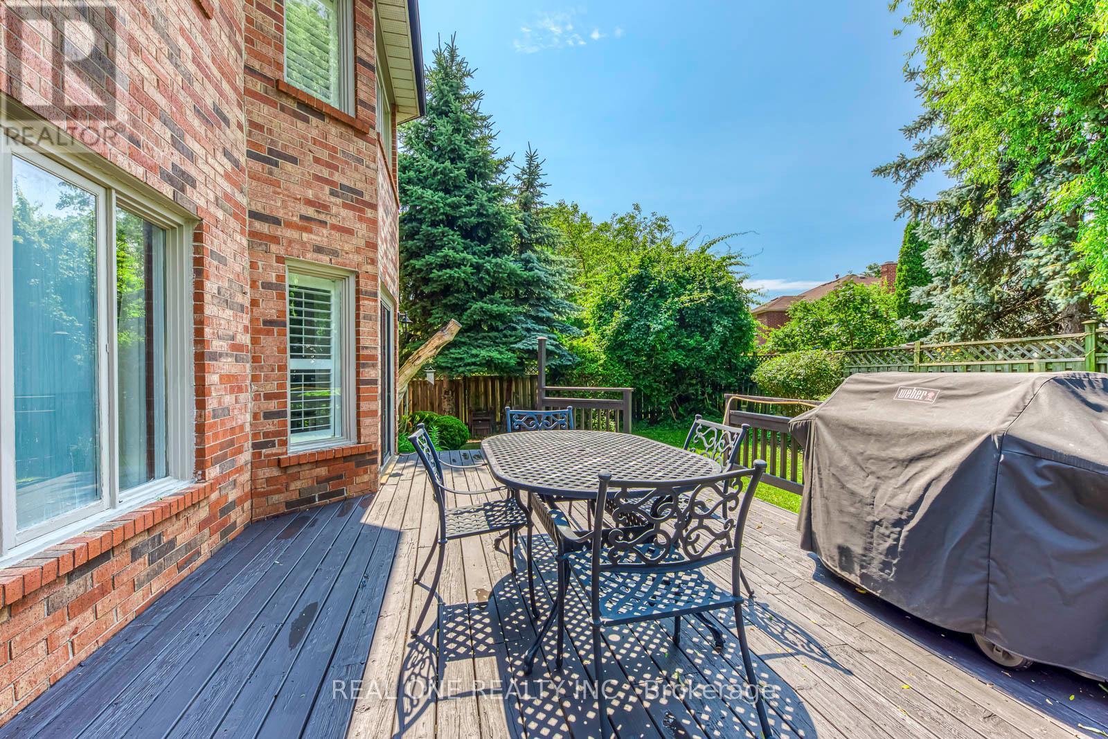 524 Blenheim Crescent, Oakville, Ontario  L6J 6P3 - Photo 45 - W13073560