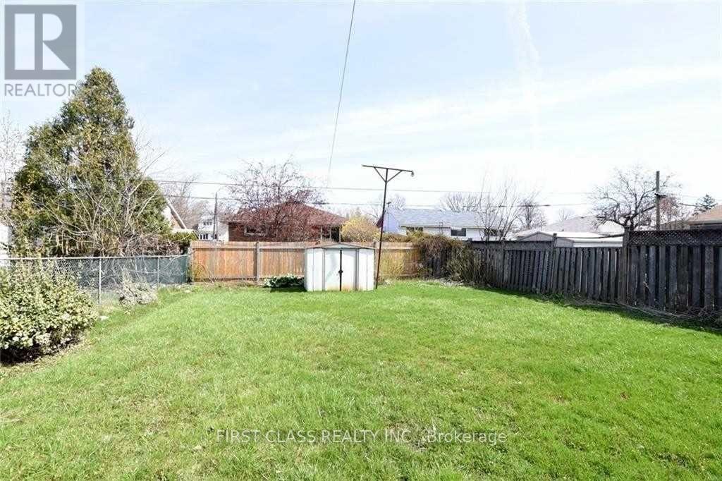 27 Welbourn Drive, Hamilton, Ontario  L9A 3N1 - Photo 5 - X13073514