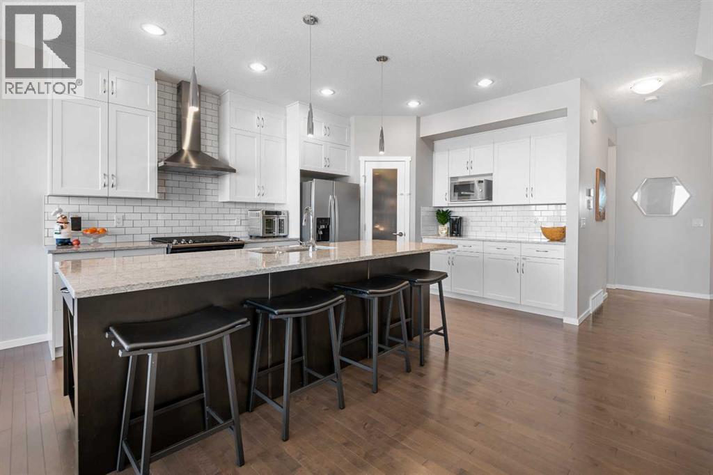 49 Tuscany Ridge Circle Nw, Calgary, Alberta  T3L 0E6 - Photo 5 - A2307227
