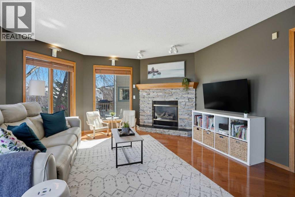 131 Edgebrook Circle NW, Calgary, Alberta  T3A 5A4 - Photo 19 - A2307270