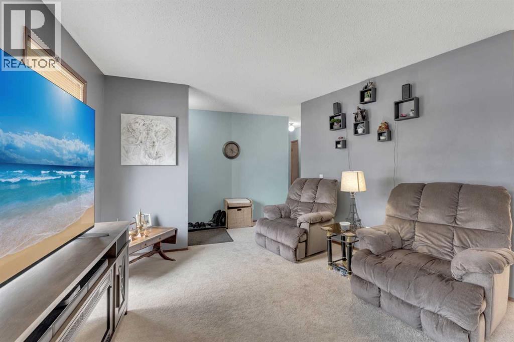 5433 55 Street, Olds, Alberta  T4H 1J8 - Photo 6 - A2304764