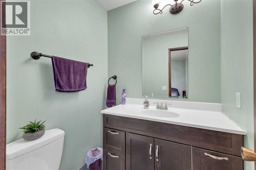 5433 55 Street, Olds, Alberta  T4H 1J8 - Photo 14 - A2304764