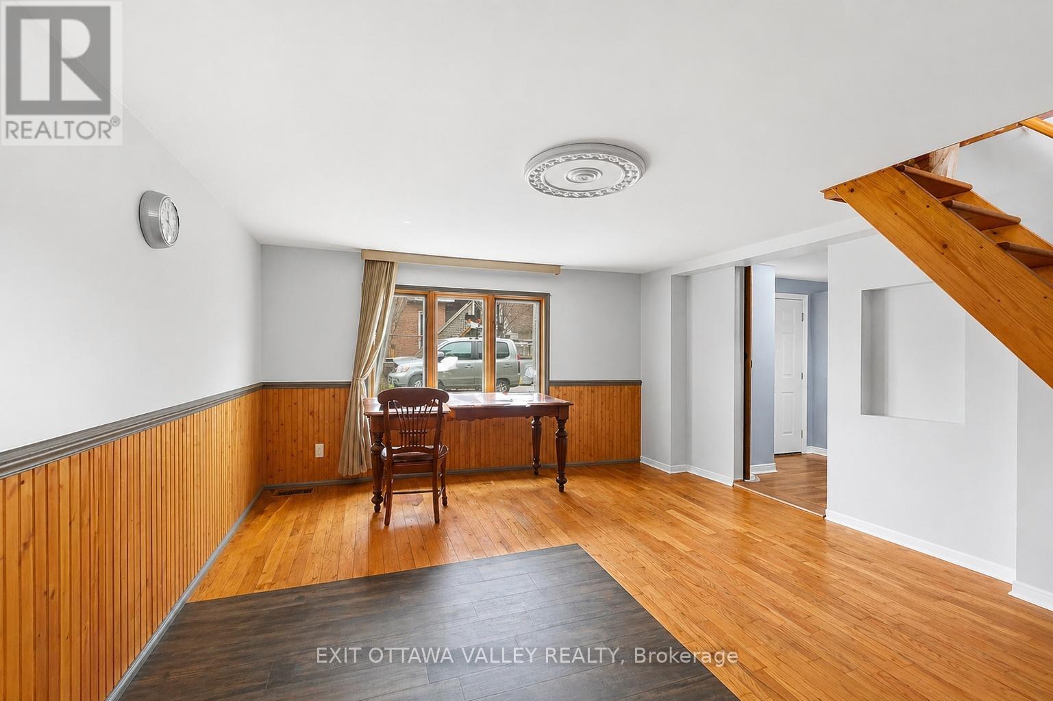 444 Isabella Street, Pembroke, Ontario  K8A 5T7 - Photo 8 - X13073580