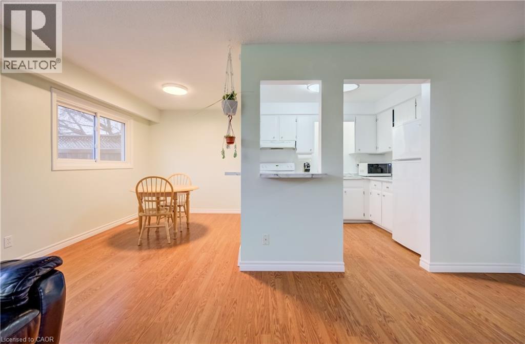 20 Westmount Mews, Cambridge, Ontario  N1S 4J1 - Photo 7 - 40820695