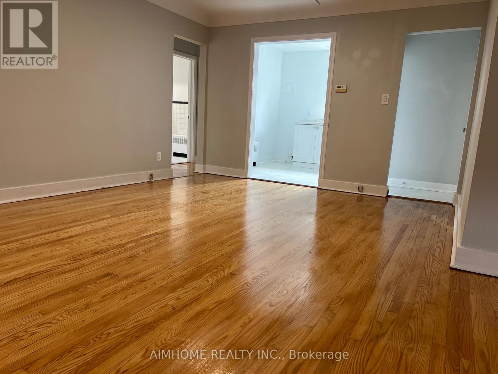 4 - 425 Burlington Avenue, Burlington, Ontario  L7S 1R3 - Photo 6 - W13073574