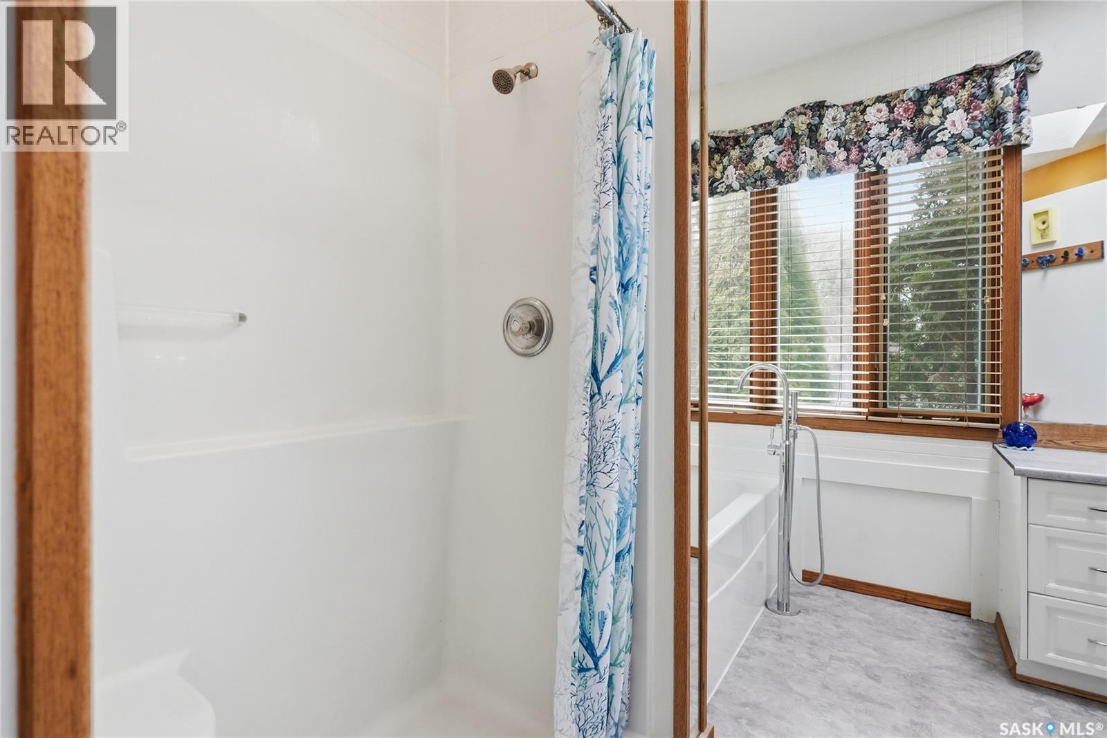 214 Forsyth Court, Saskatoon, Saskatchewan  S7N 4H2 - Photo 30 - SK034402