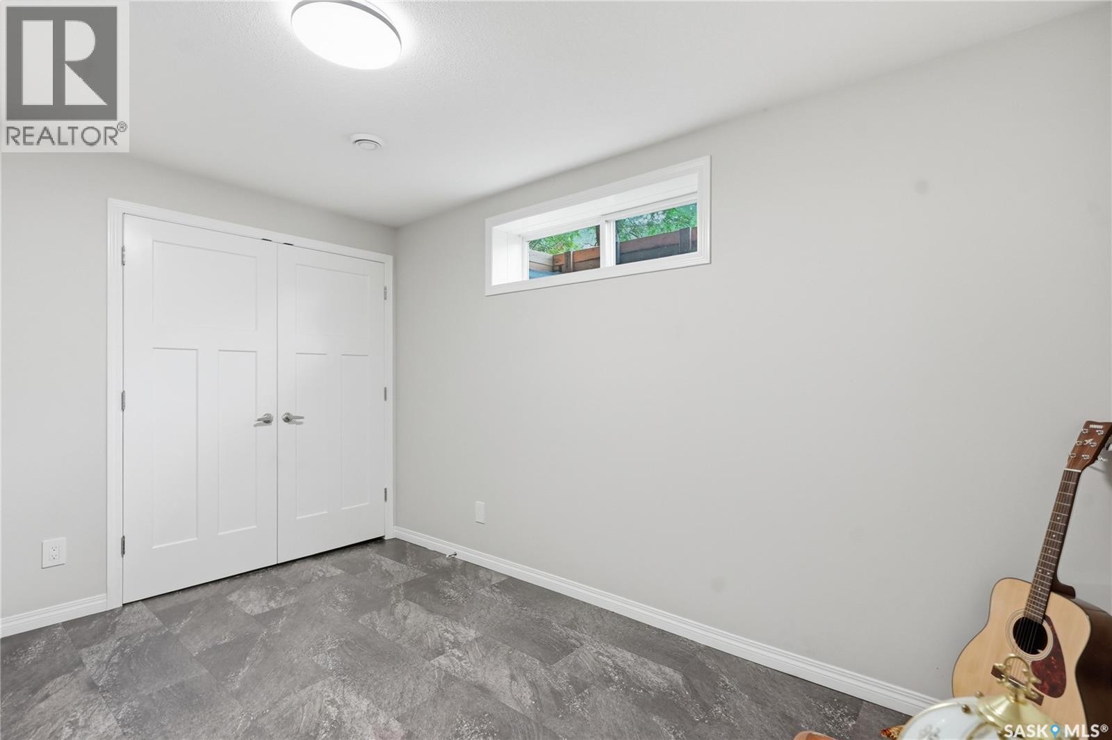 214 Forsyth Court, Saskatoon, Saskatchewan  S7N 4H2 - Photo 45 - SK034402