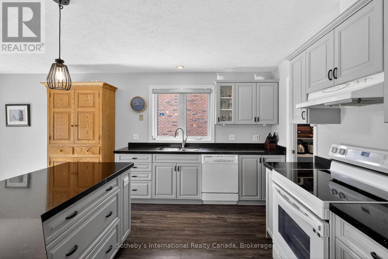 35 Elgin Street S, Blue Mountains, Ontario  N0H 2P0 - Photo 17 - X12735124