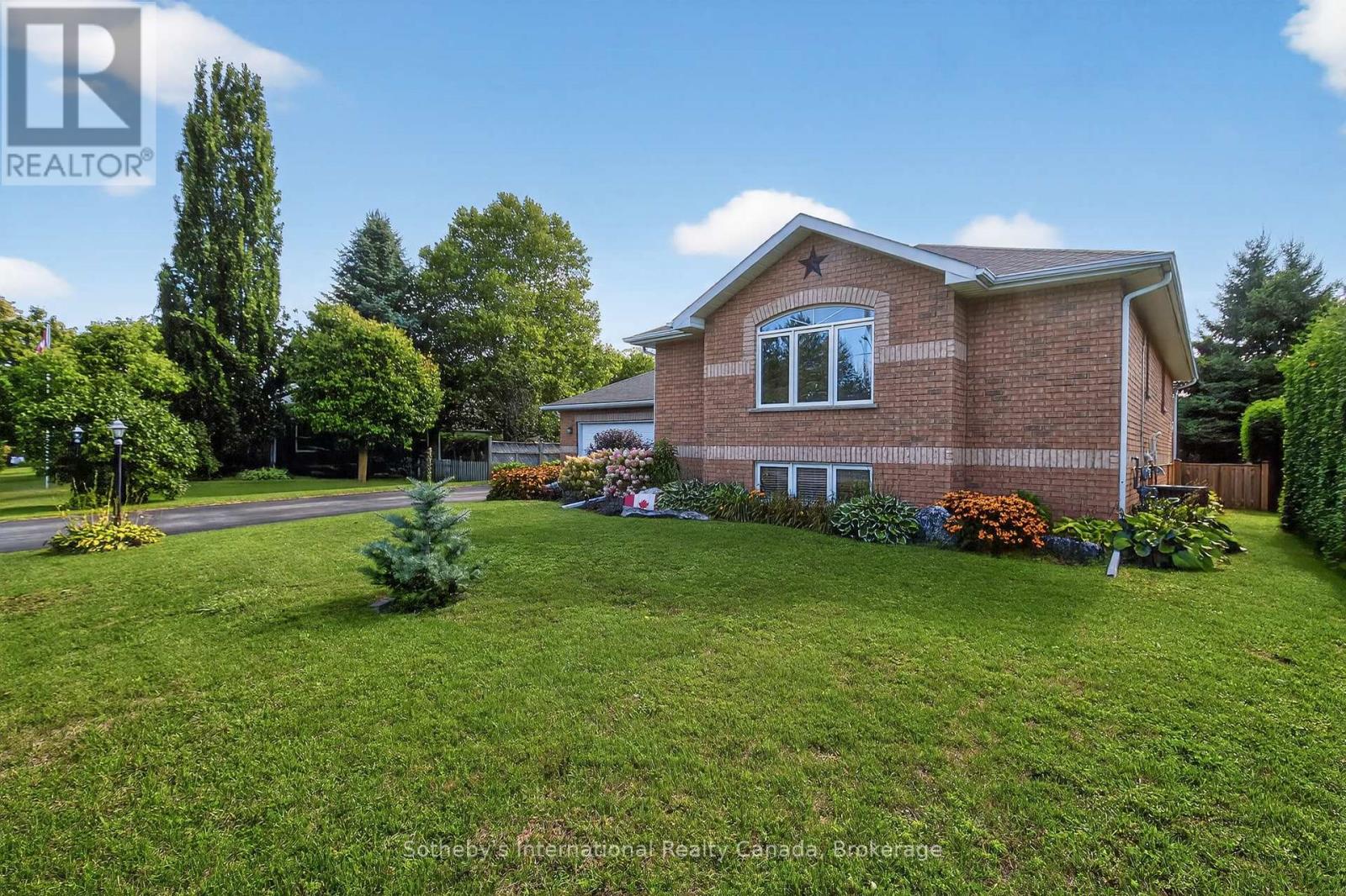 35 Elgin Street S, Blue Mountains, Ontario  N0H 2P0 - Photo 32 - X12735124