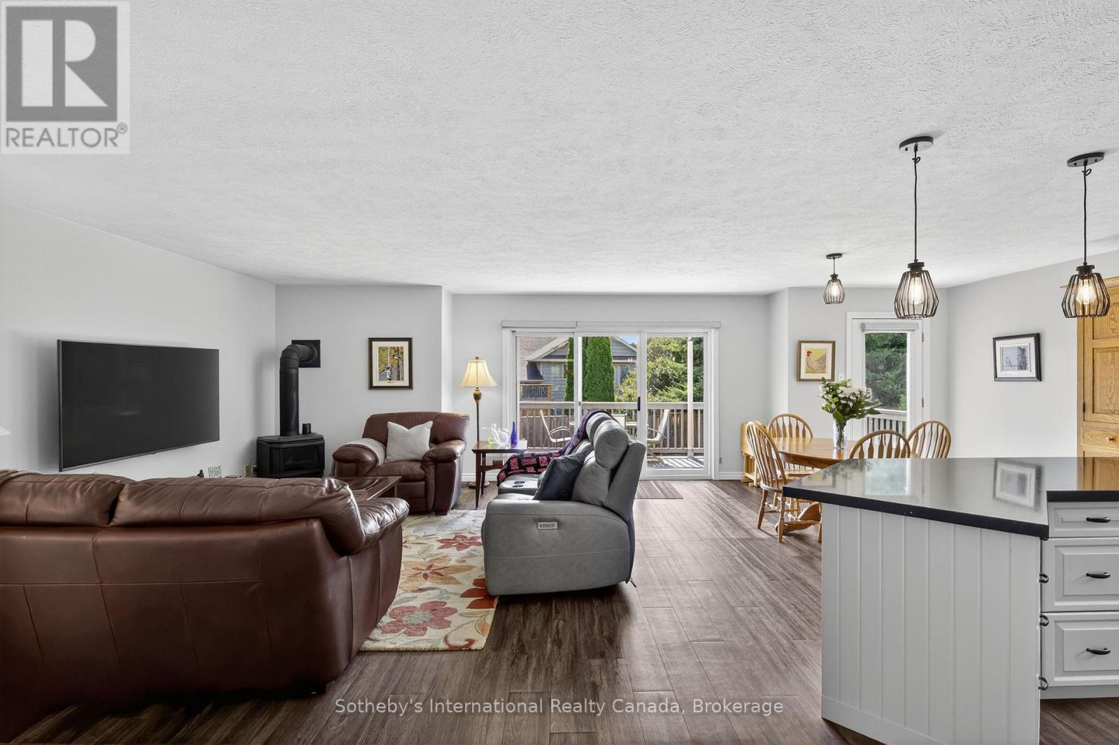 35 Elgin Street S, Blue Mountains, Ontario  N0H 2P0 - Photo 8 - X12735124