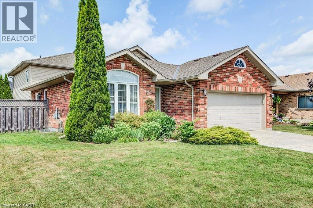 995 Boyd Avenue, Listowel, Ontario  N4W 3V8 - Photo 2 - 40825746