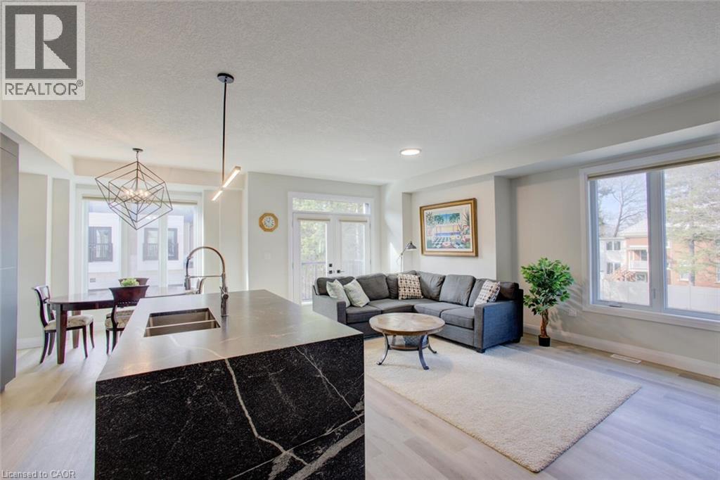143 Elgin Street N Unit# 91, Cambridge, Ontario  N1R 0E1 - Photo 2 - 40818037