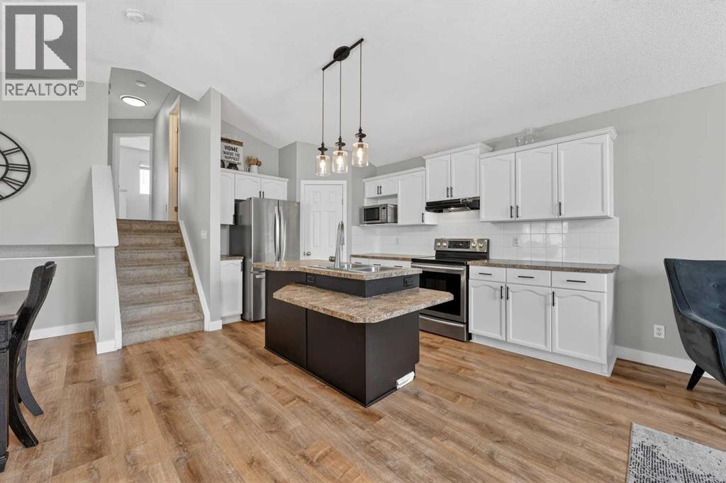 189 Copperfield Gardens SE, Calgary, Alberta  T2Z 4C2 - Photo 13 - A2301748