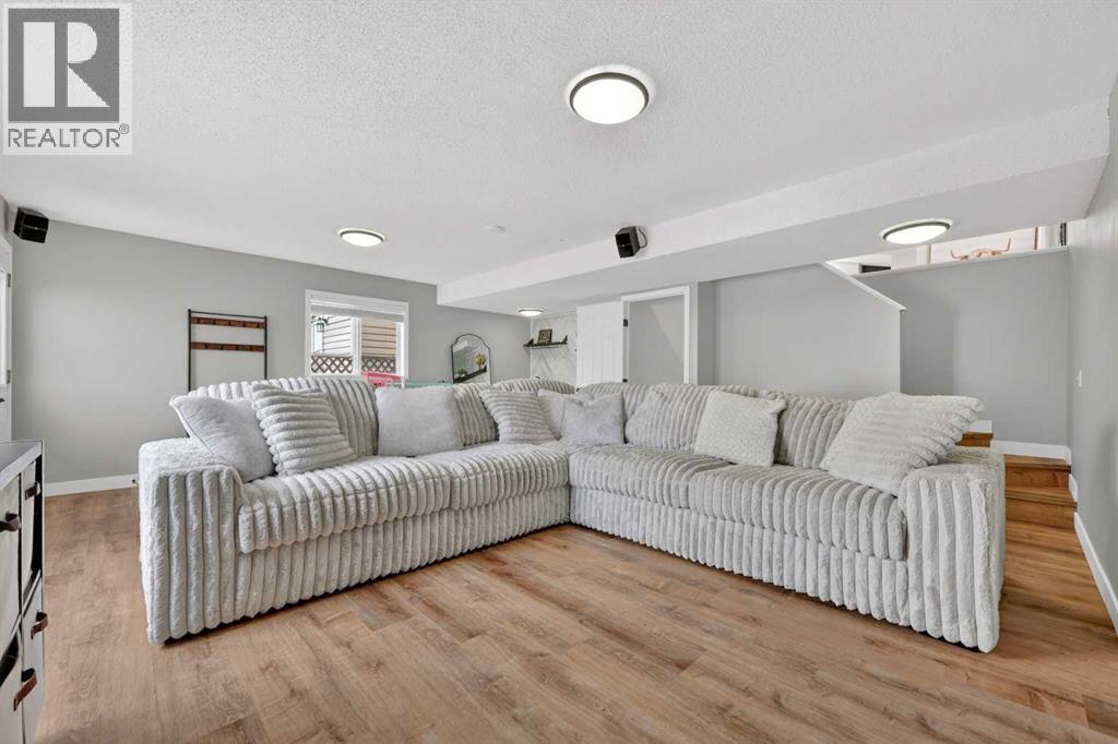 189 Copperfield Gardens SE, Calgary, Alberta  T2Z 4C2 - Photo 33 - A2301748