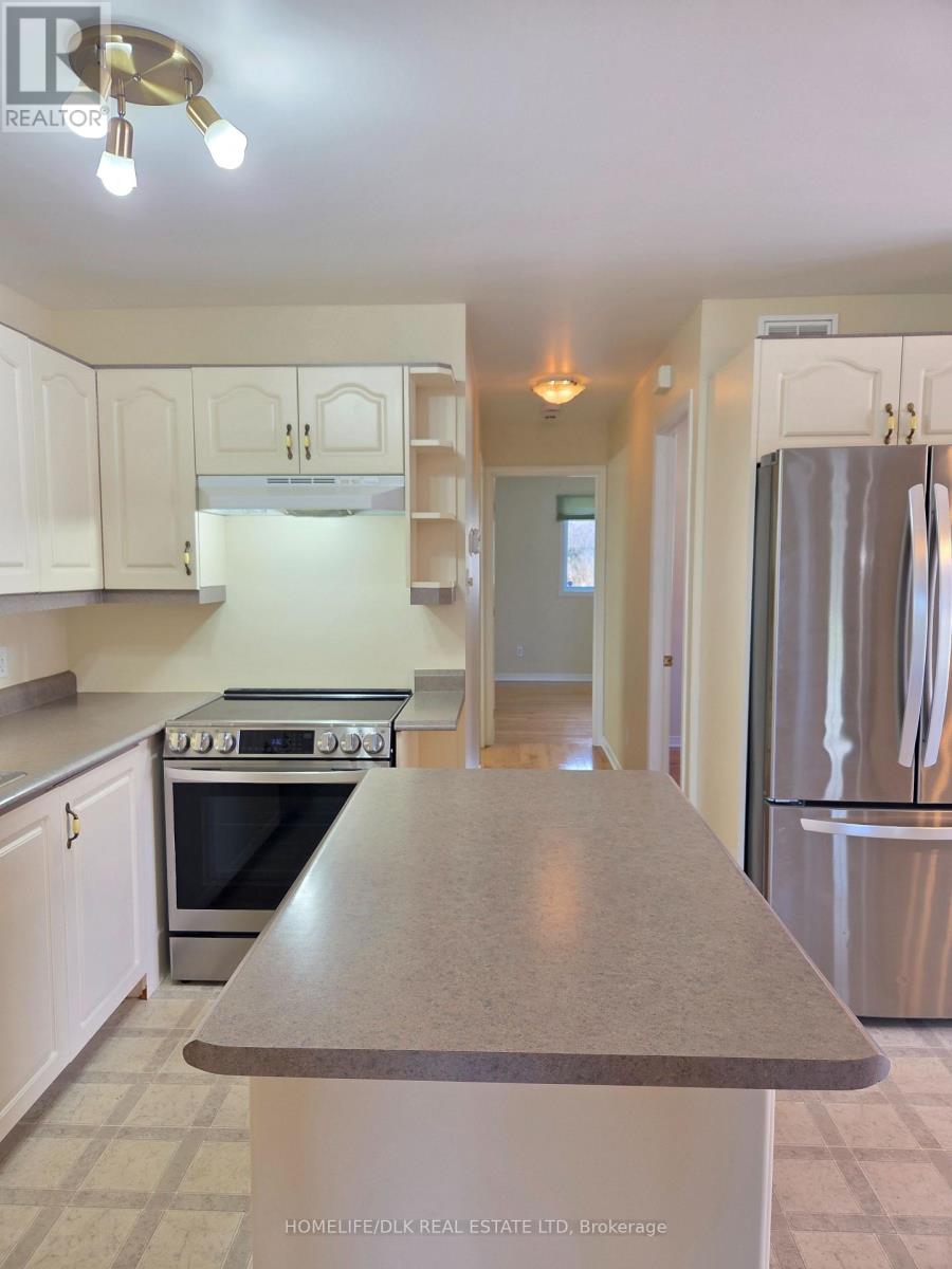 2241 Glen Brook Drive, Cornwall, Ontario  K6H 7N1 - Photo 12 - X12960126