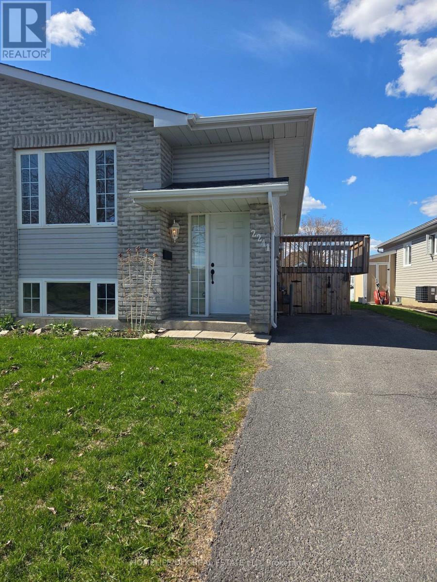 2241 GLEN BROOK DRIVE, Cornwall, Ontario