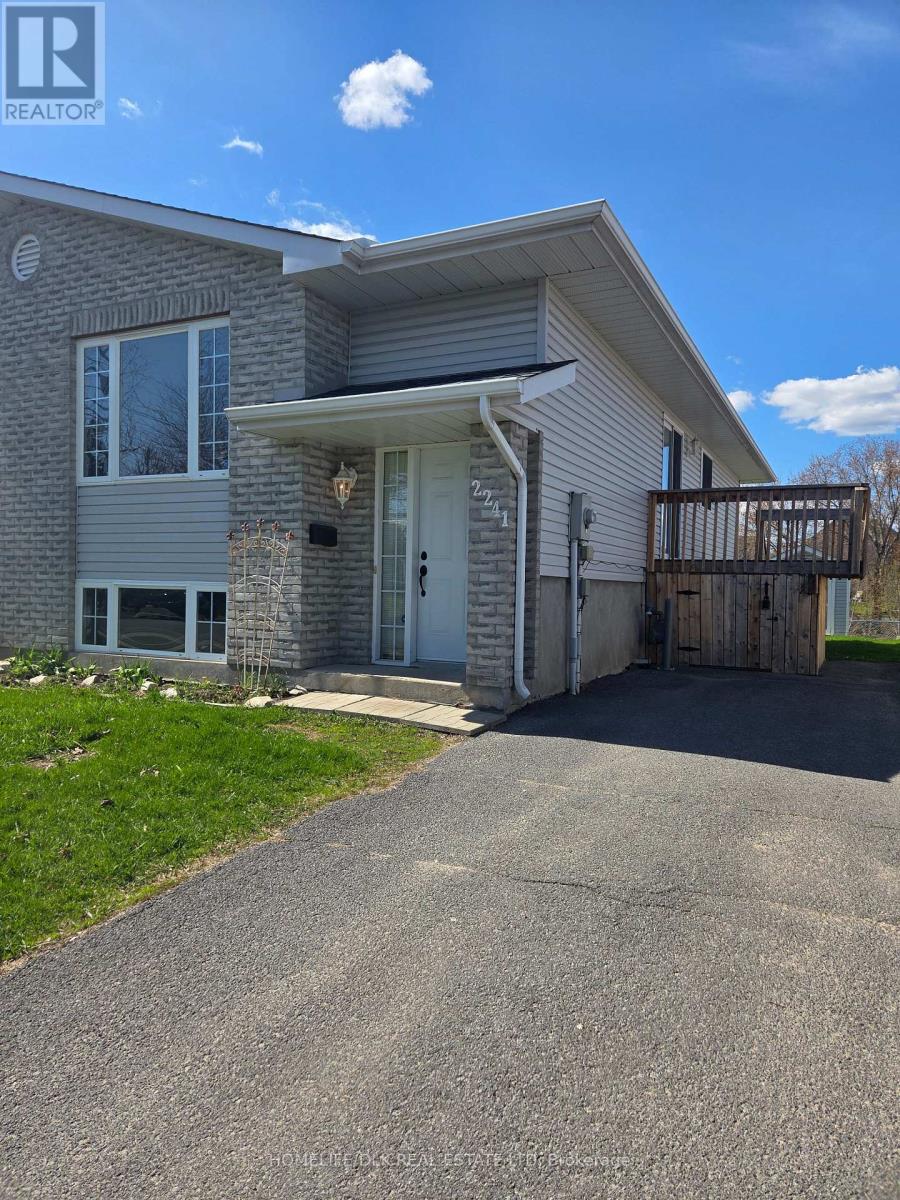2241 Glen Brook Drive, Cornwall, Ontario  K6H 7N1 - Photo 2 - X12960126