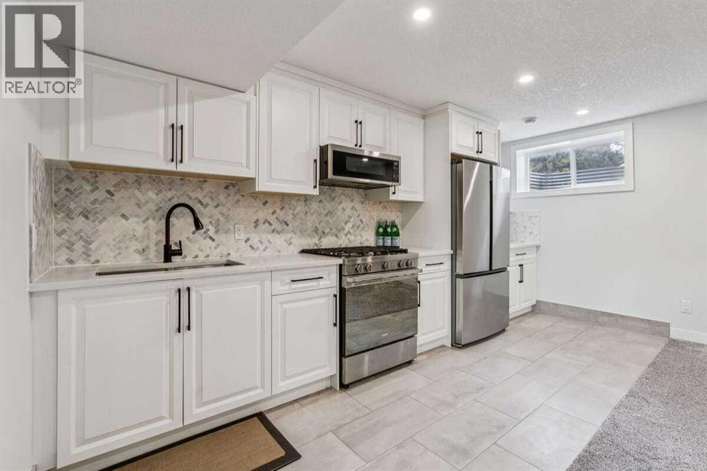 15 Brookmere Place SW, Calgary, Alberta  T2W 2P5 - Photo 34 - A2297215