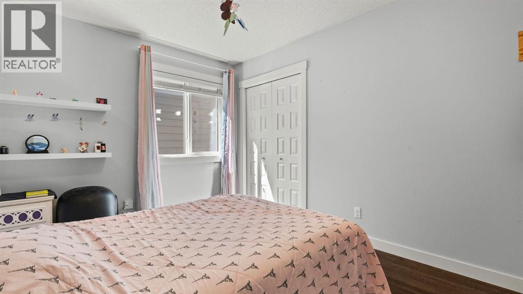 69 Sundown Grove, Cochrane, Alberta  T4C 0X5 - Photo 18 - A2296339