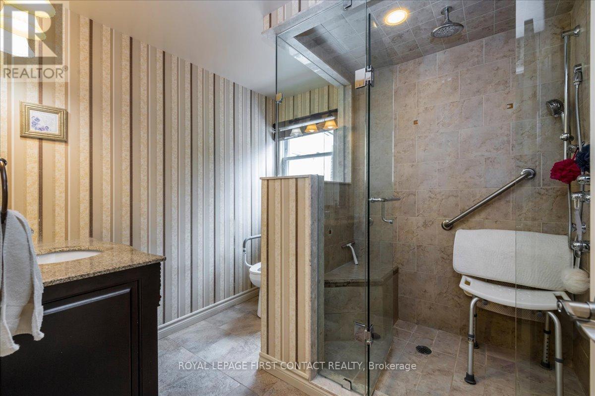 31 Corner Brook Trail, Innisfil, Ontario  L9S 1P5 - Photo 12 - N13073652