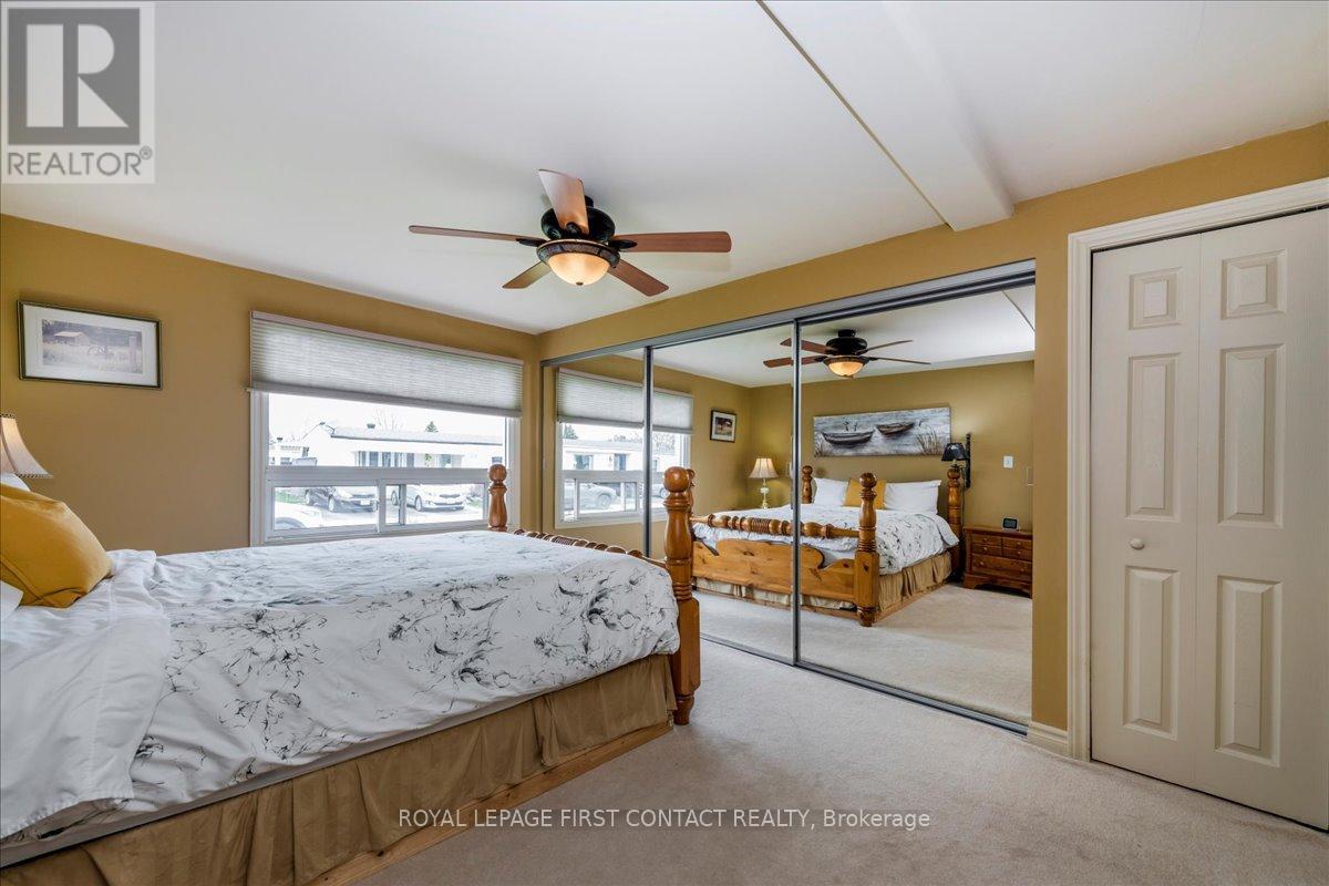 31 Corner Brook Trail, Innisfil, Ontario  L9S 1P5 - Photo 15 - N13073652
