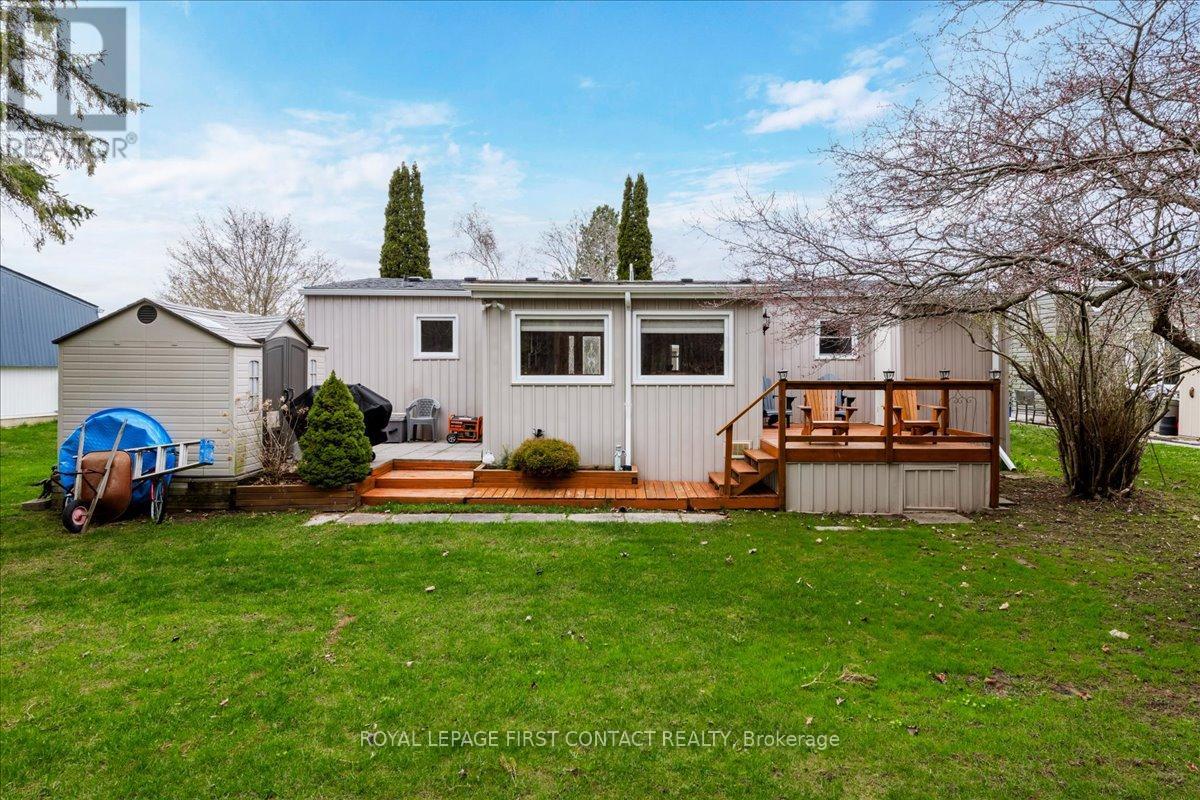 31 Corner Brook Trail, Innisfil, Ontario  L9S 1P5 - Photo 18 - N13073652