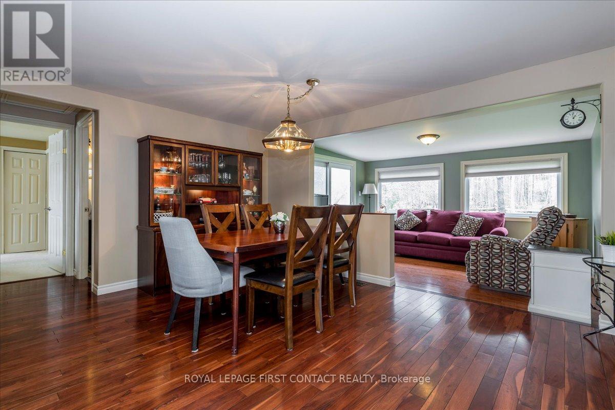 31 Corner Brook Trail, Innisfil, Ontario  L9S 1P5 - Photo 8 - N13073652