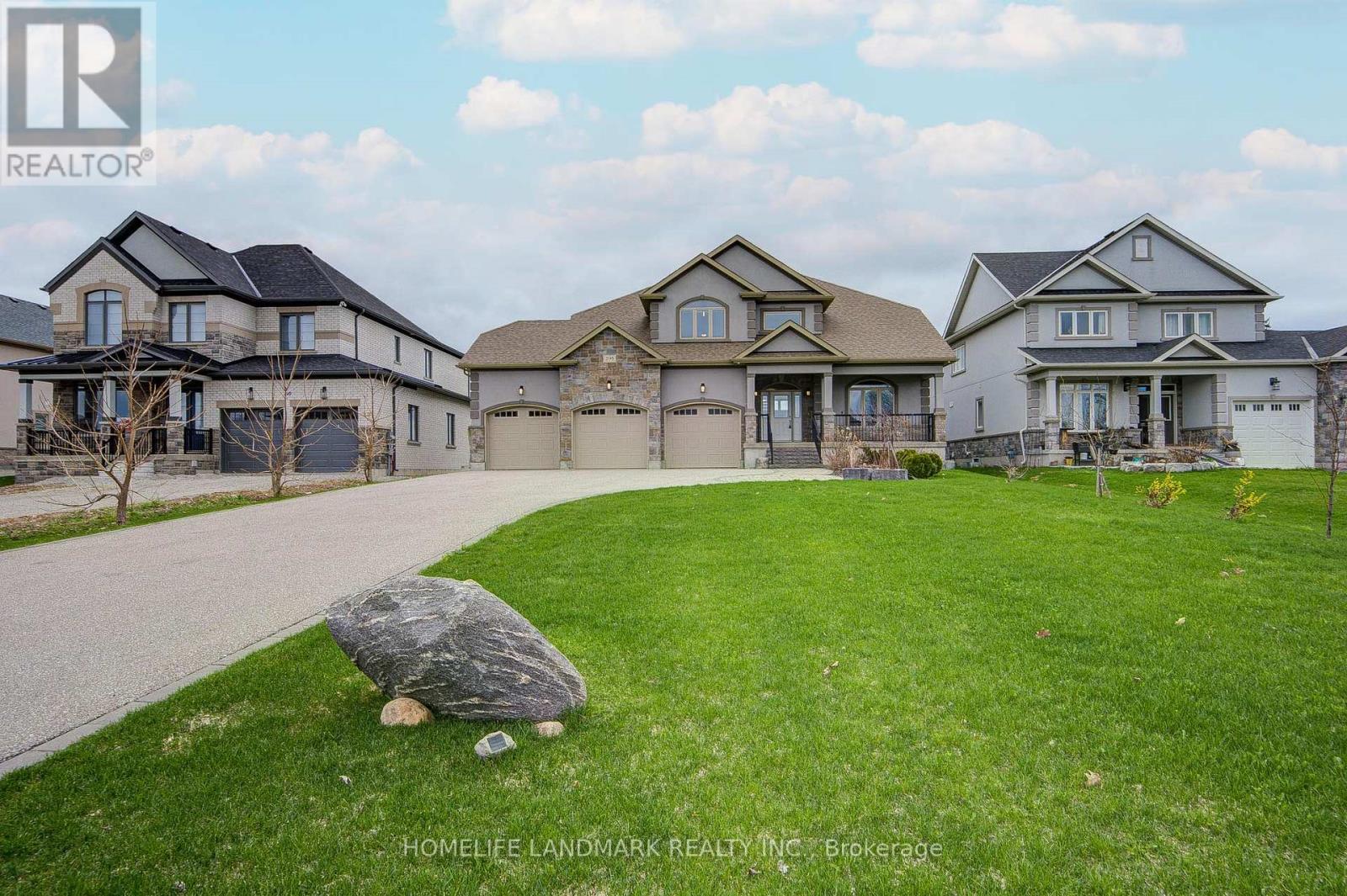 295 Sunnybrae Avenue, Innisfil (Stroud), Ontario  L9S 0K9 - Photo 3 - N13073656
