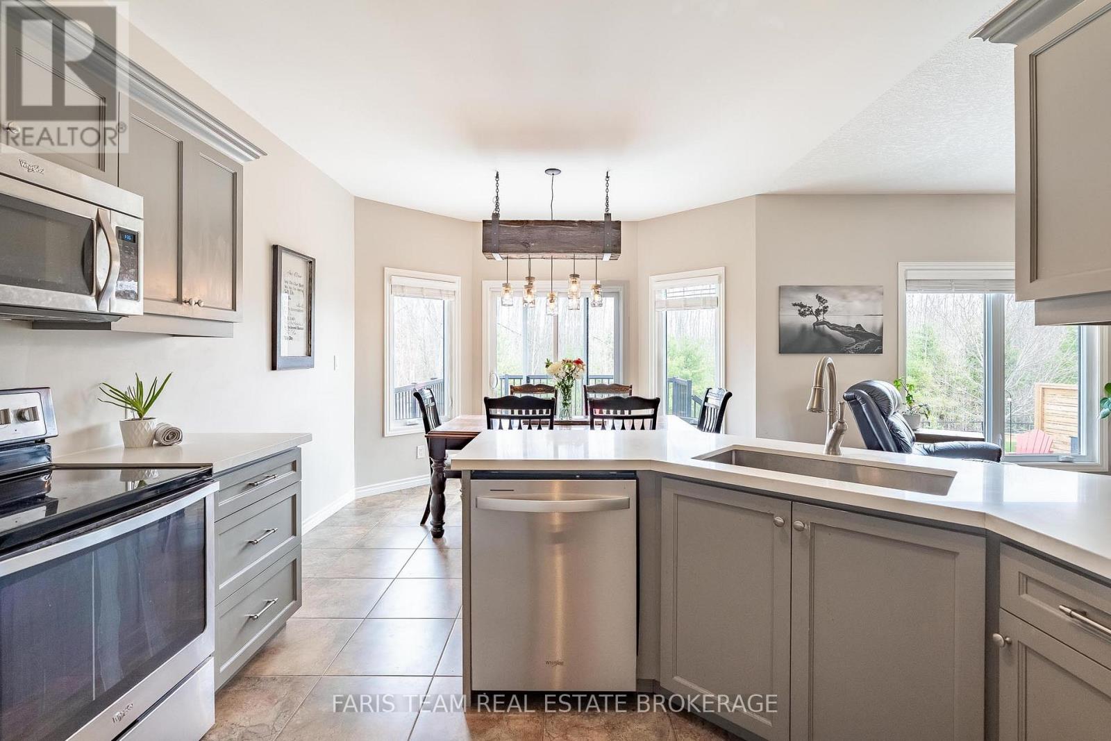 53 Boyd Crescent, Oro-Medonte, Ontario  L0K 1N0 - Photo 10 - S13073640