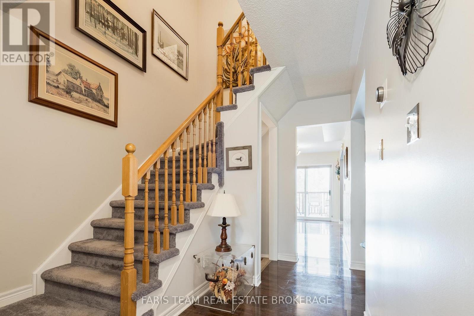 128 Holgate Street, Barrie, Ontario  L4N 2T9 - Photo 20 - S13073662