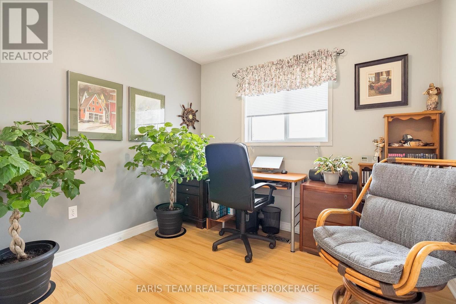 128 Holgate Street, Barrie, Ontario  L4N 2T9 - Photo 26 - S13073662