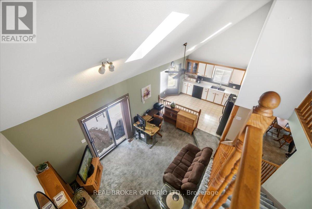 106 Spruceside Crescent, Pelham, Ontario  L2E 1S0 - Photo 16 - X12904530